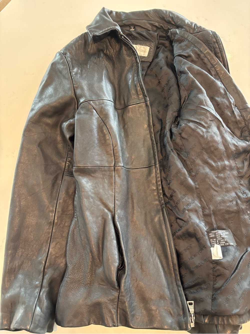 Vintage Jones New York Black Leather Jacket - Picture 8 of 13